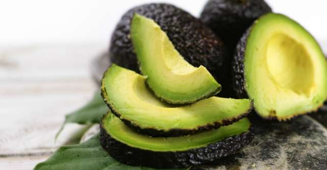 Dieta cu avocado: Scade nivelul colesterolului si tine kilogramele la distanta