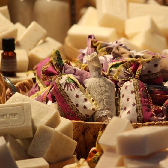 Seturi cadou pentru toate femeile