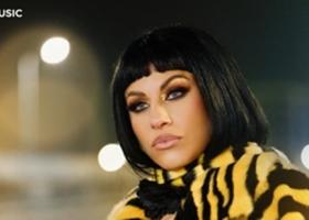 AMNA surprinde publicul cu un nou single și un look wow