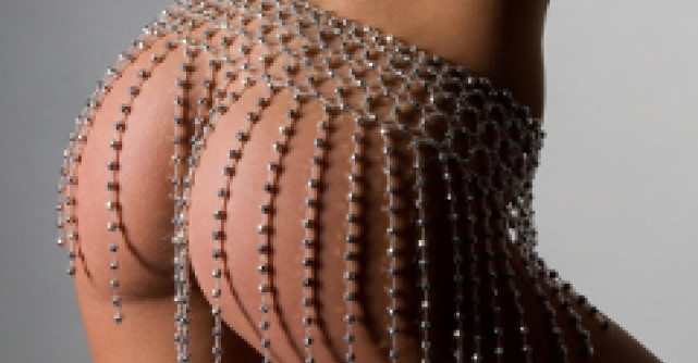 Video: Vezi aici cel mai spectaculos dans cu... fundul