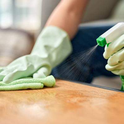 Cele mai bune produse pentru curățarea mobilierului din lemn 