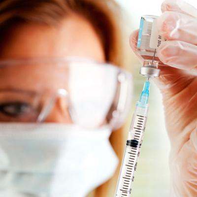 Doi bebelusi din Franta au murit dupa vaccinare. Aceste vaccinuri sunt utilizate si in Romania