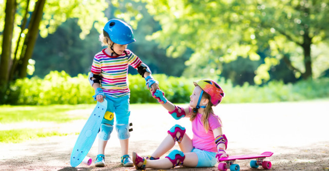 Cum să crești copii empatici într-o lume competitivă