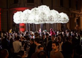 19 instalații, 6 clădiri emblematice transformate prin video mapping, 3 seri de artă și lumină pe Calea Victoriei