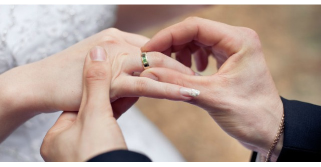 Acest barbat a hotarat sa se casatoreasca. Ce a urmat?