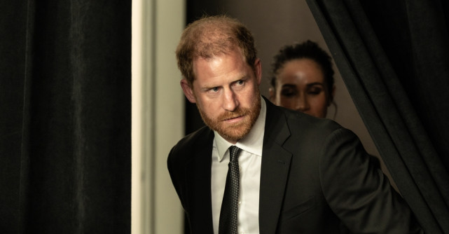 Prințul Harry, moment amuzant cu o capră în timpul unei ședințe de yoga