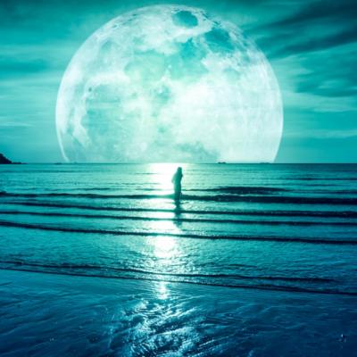 Luna Plină în Vărsător: Este timpul să îți iei în mâini destinul