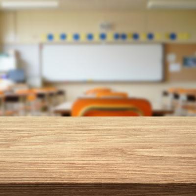 Panică la un liceu din Capitală! Liceul Theodor Pallady evacuat din cauza mirosului puternic de gaze