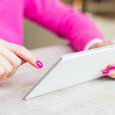 4 carti bestseller ce pot fi rasfoite online