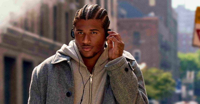 Calvin Klein dezvăluie noua campanie cu Jalen Green