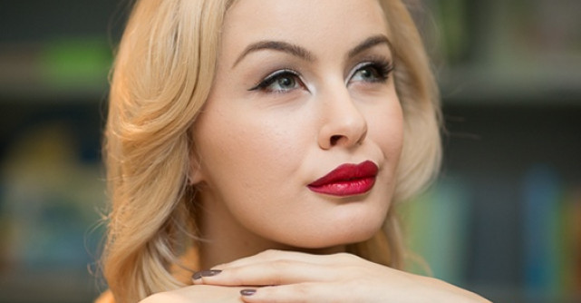 Tratament facial cu pensule