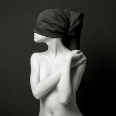 Femeile cu mai multi parteneri sexuali sunt... parasute?!