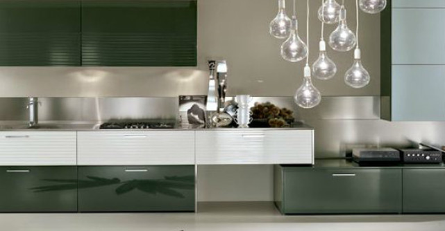 Trend alert: bucatarii colorate