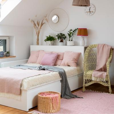 Sfaturi utile pentru a amenaja mansarda casei de vacanță