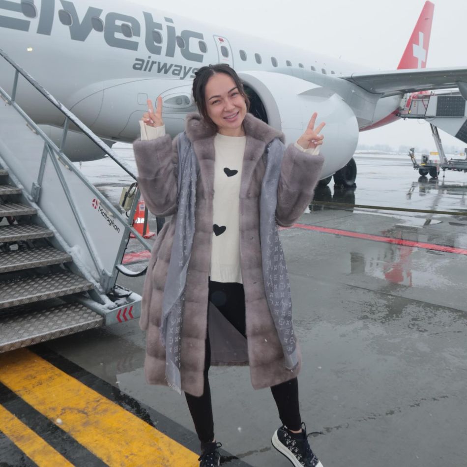 Vlăduța Lupău, momente tensionate în avion cu copiii: Am făcut un circ de trebuia să aterizeze avionul...