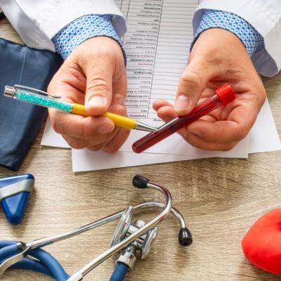 Anemia: Tipuri de anemie, cauze, simptome și tratament