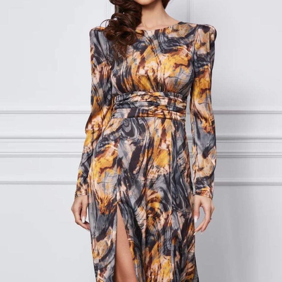 Îmbrăcată în Dragoste: Cele mai elegante rochii pentru Ziua Îndrăgostiților și Dragobete