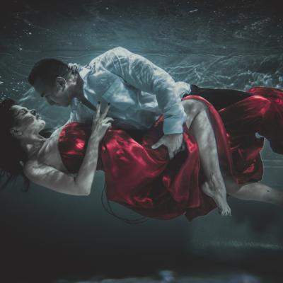 Mi-am înșelat soțul cu un bărbat care m-a ascultat. Nu m-a atins. Și totuși, am avut orgasm