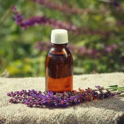 3 uleiuri esentiale pentru vacanta de vara