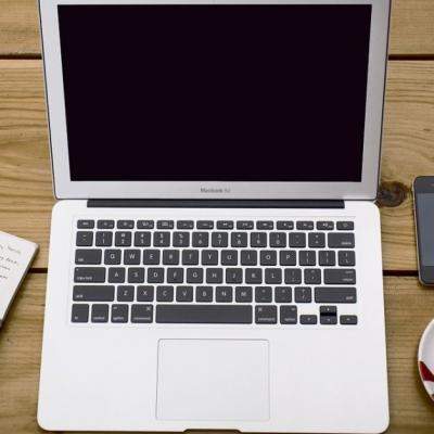 Urmeaza sa te intorci la birou? 4 trucuri simple pentru a diminua anxietatea