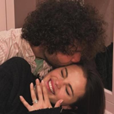 Selena Gomez s-a logodit! Nimeni nu credea în relația lor, dar poza cu inelul a închis gura cârcotașilor