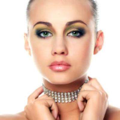 Machiaj radiant de vara in 5 pasi