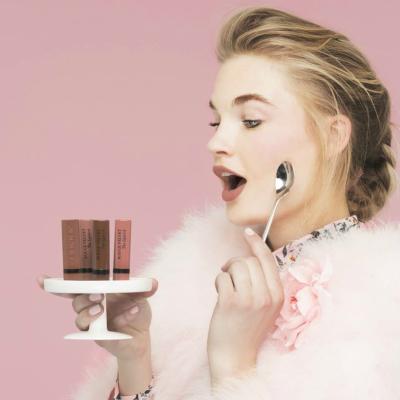 Nuanțe mate de nude pentru buze delicioase!  Bourjois prezintă noua colecție Velvet The Lipstick Nude
