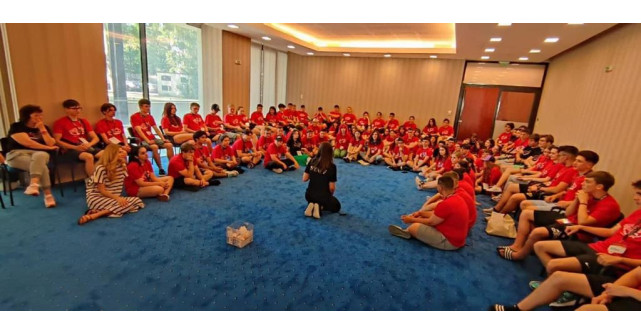 Public speaking pentru adolescenți