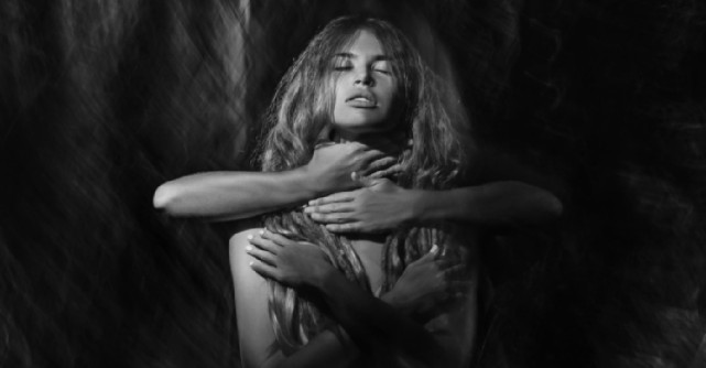 Asculta aceasta melodie pentru a iti curata sufletul de energie negativa in ultimele luni ale anului 2021