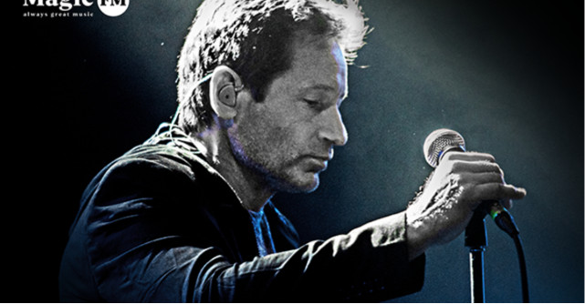 Întâlnește-l față în față pe David Duchovny!