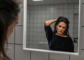 Substanța / The Substance - o experiență viscerală cu Demi Moore, acum în cinematografele din România!