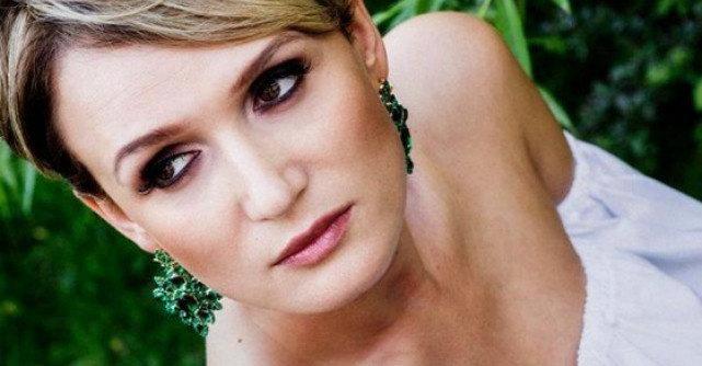 Carmen Negoita iti spune cum sa te imbraci vara aceasta ca sa fii in trend