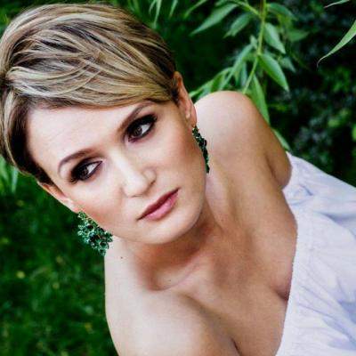 Carmen Negoita iti spune cum sa te imbraci vara aceasta ca sa fii in trend