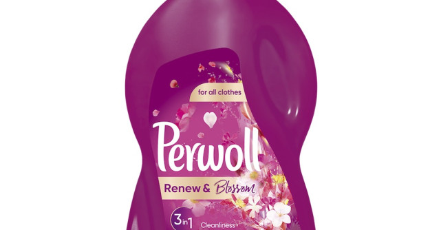 Noul detergent Perwoll Renew&Blossom le oferă hainelor îngrijire specială și un parfum floral elegant  