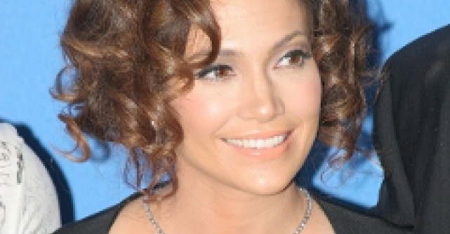 Foto: J Lo, in tandreturi cu iubitelul in fata copiilor