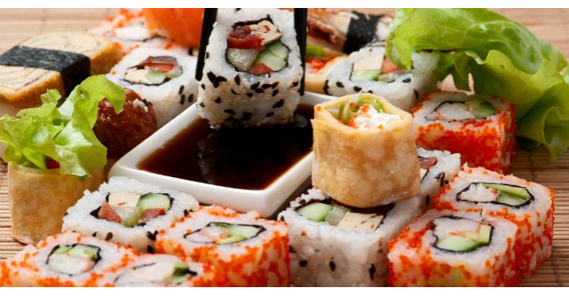 Dieta japoneza. Te ajuta sa slabesti si intarzie imbatranirea