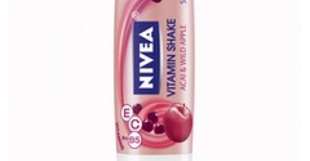 Noul Vitamin Shake Acai & Wild Apple de la NIVEA Lip Care imbina placerea cu ingrijirea buzelor 
