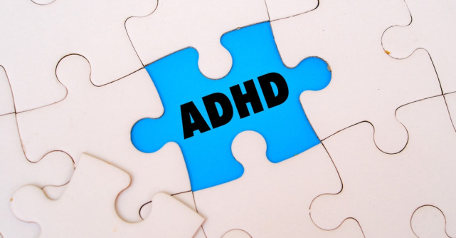 Ce înseamnă ADHD? Simptome, tratamente și gestionarea acestei afecțiuni. 