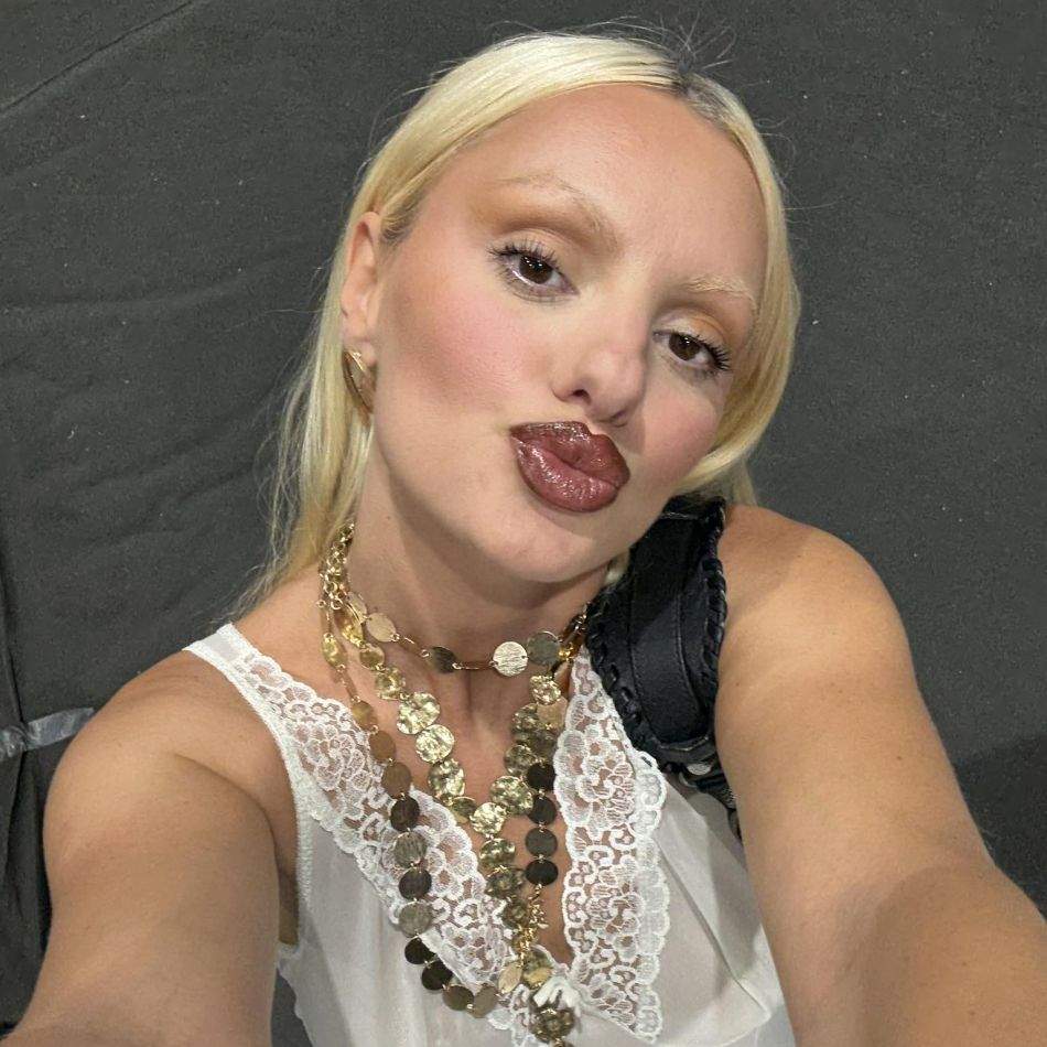 Alexandra Stan, mamă pentru prima dată! Primele detalii despre fetița artistei