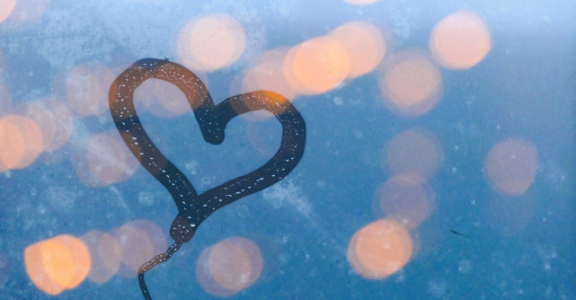 Magia sărbătorilor de iarnă se află în inima ta!