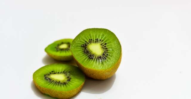 5 motive să mănânci kiwi