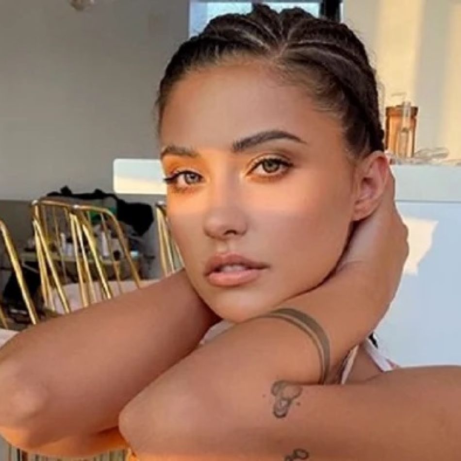 Antonia crede ca s-a îngrășat și caută motivația de a merge din nou la sală: Oficial sunt în etapa mea de grăsuță. Fără dubii