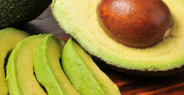 Studiu: Consumul de avocado ajuta la scaderea colesterolului rau 