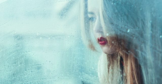 Cine esti tu cand nu esti pe Facebook sau Instagram?