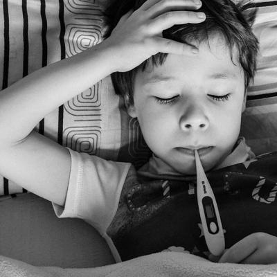 Boala Kawasaki: o afecțiune rară care apare în special la copiii mici