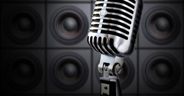 Gypsy Jazz & Swing cu TCHA-BADJO in mansarda la Acuarela