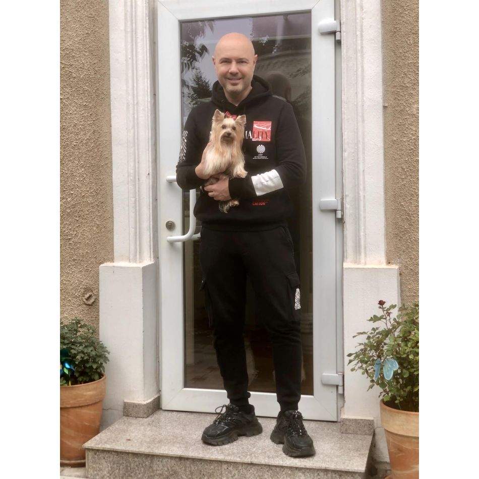 Mihai Mitoșeru este în continuare cu gândul la Noemi, la 4 ani de la divorț. Prezentatorul își dorește cu ardoare împăcarea