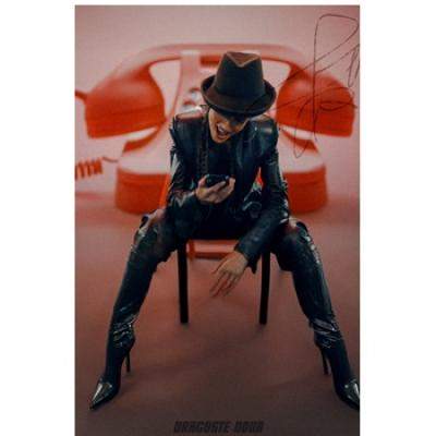 Theo Rose cântă despre o Dragoste nouă