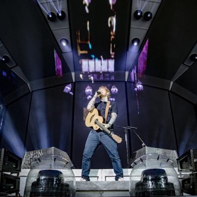 50.000 de spectatori au cântat aseară alături de Ed Sheeran pe Arena Națională
