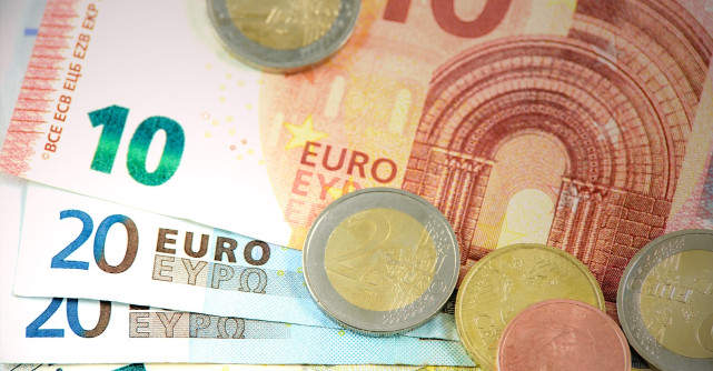 Trei sferturi dintre angajatori plătesc diferit oameni pe posturi similare